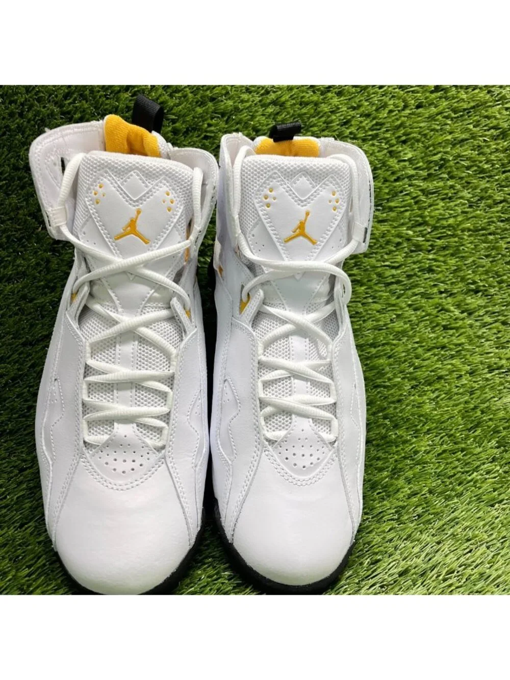 Nike Air Jordan True Flight Mens Size 11 White Athletic Leather Shoes Sneakers